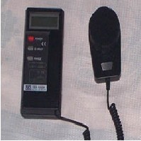 TES-1330 數(shù)字式照度計(jì)